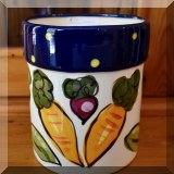 K15. Paula Estey utensil holder.